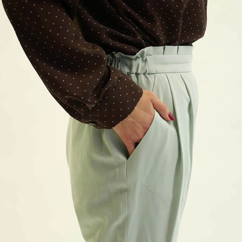 クロップドベーシックテーパードパンツ